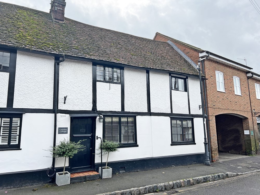 3 bedroom Character Property Property for Sale in Cookham, Berkshire SL6