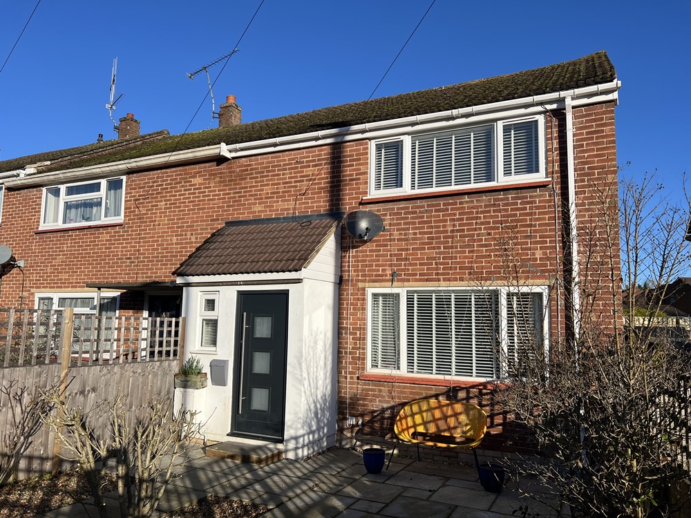 3 bedroom End-Terraced  Property for Sale in Cookham,  SL6