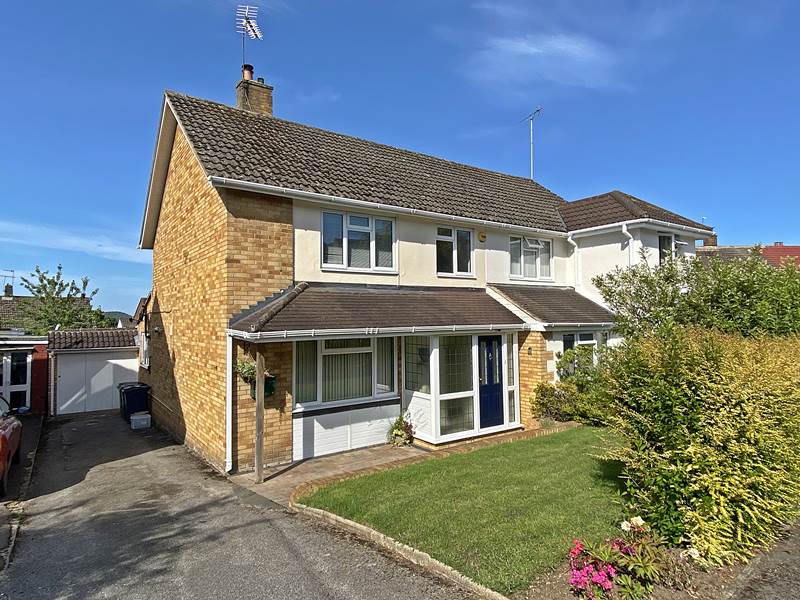 Residential Property Details, BOURNE END, Bucks Hunt & Nash Estate