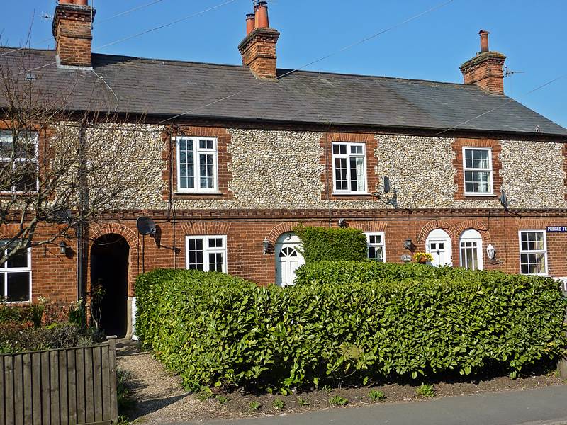 Residential Property Details, BOURNE END, Bucks Hunt & Nash Estate