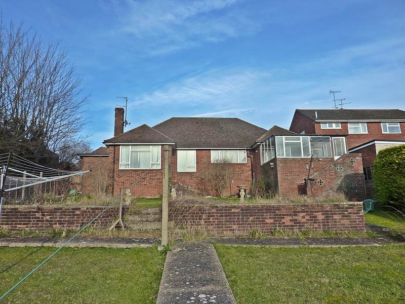 Residential Property Details, HIGH Bucks Hunt & Nash Estate