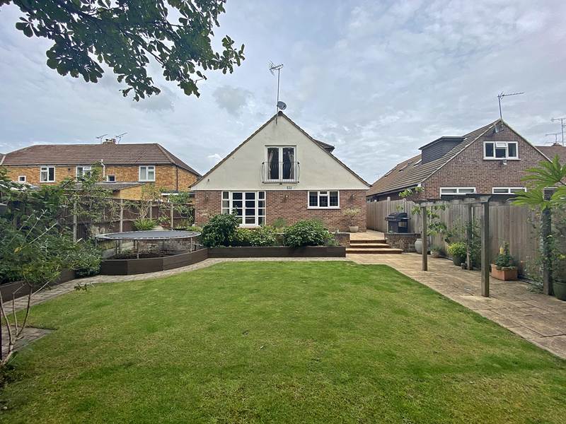 Residential Property Details, FLACKWELL HEATH, Bucks Hunt & Nash Estate