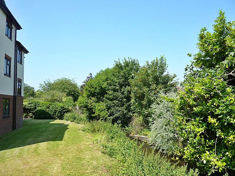 Residential Property Details, BOURNE END, Bucks Hunt & Nash Estate