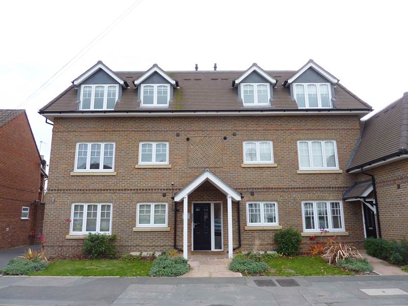 Lettings Property Details, North Town Road, Maidenhead, Hunt & Nash