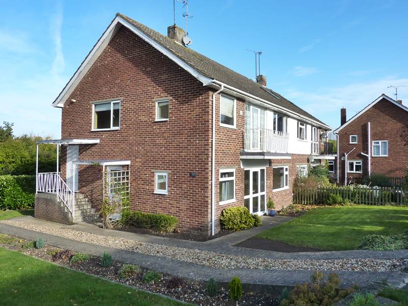 Lettings Property Details, Springfield Park, Twyford , Hunt & Nash