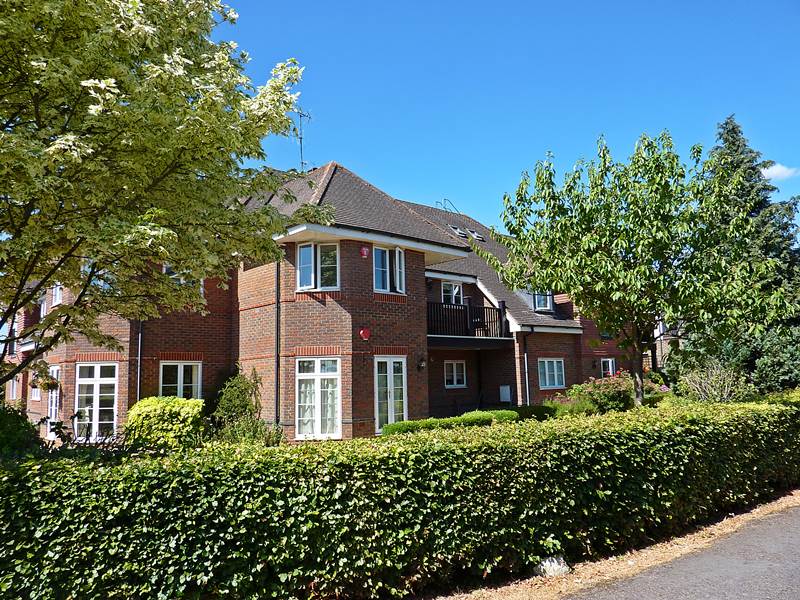 Residential Property Details, FLACKWELL HEATH, Bucks Hunt & Nash Estate