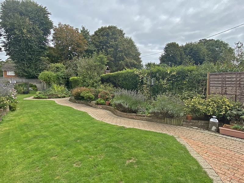 Residential Property Details, FLACKWELL HEATH, Bucks Hunt & Nash Estate