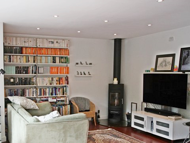 3 bedroom Terraced House to let in Woodmoor End, Cookham, from Pike