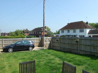 garden & parking