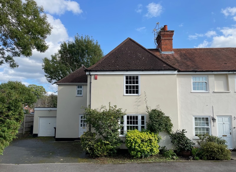 4 bed EndTerraced Property for Sale in Maidenhead, SL6 from Pike