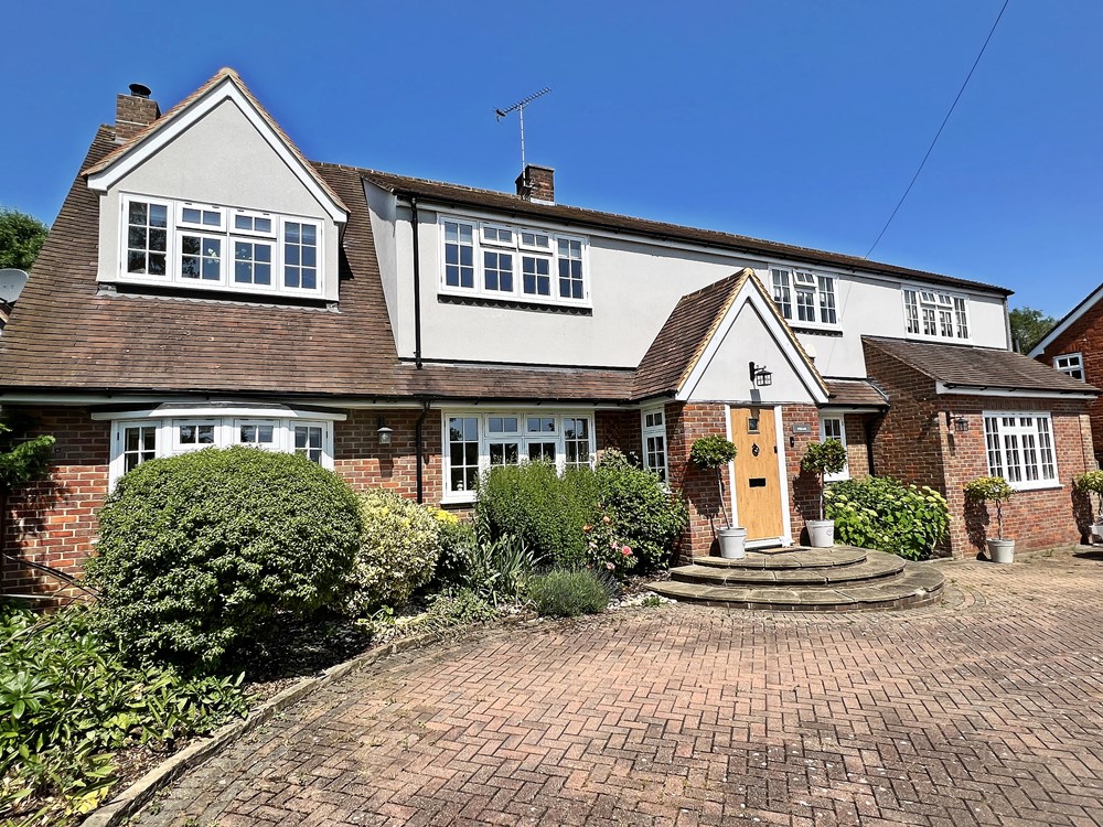 4 bed Detached Property for Sale in Cookham Dean, SL6 from Pike Smith & Kemp Estate Agents in