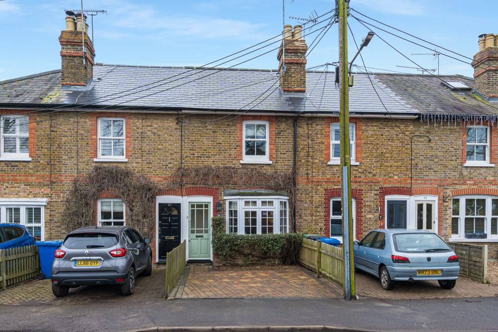 3 bedroom Terraced  Property for Sale in Cookham,  SL6