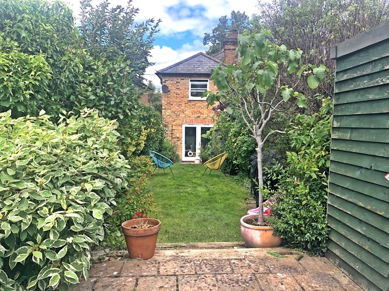 3 bed EndTerraced Property for Sale in Cookham, Berkshire SL6 from
