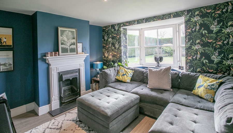 5 bed Detached Property for Sale in White Waltham, Berkshire SL6 from