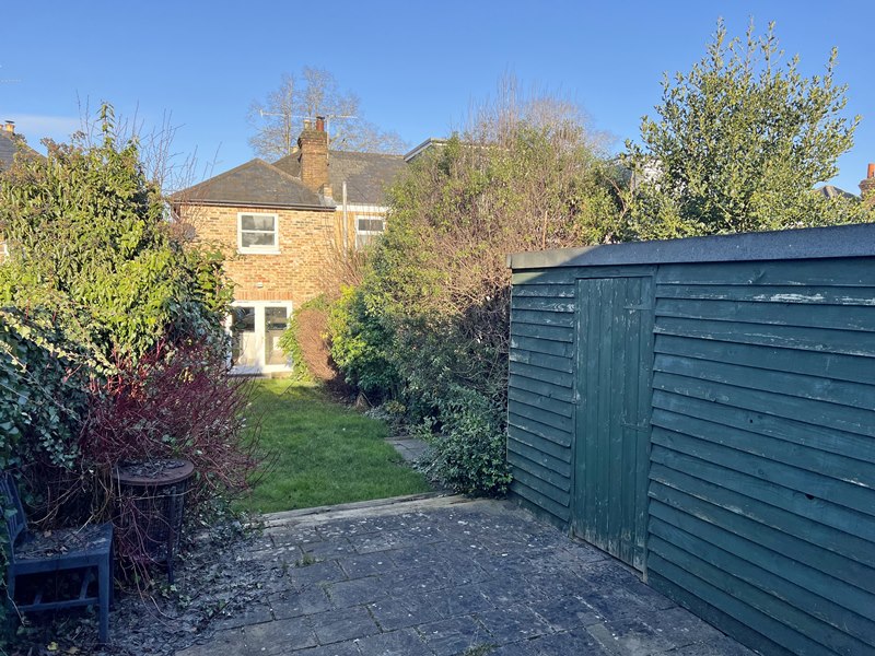 3 bed EndTerraced Property for Sale in Cookham, Berkshire SL6 from