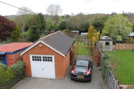 Garage garden & view