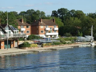 no view of river