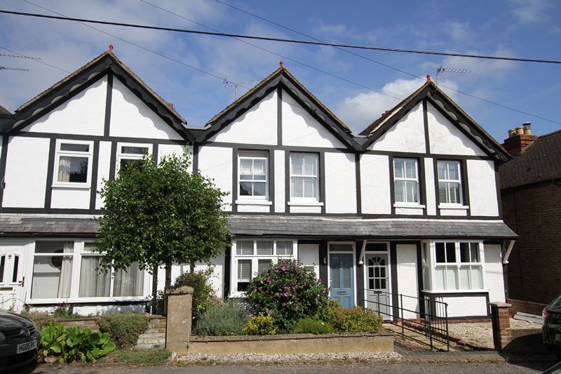2 bedroom Terraced  Property for Sale in Cookham,  SL6