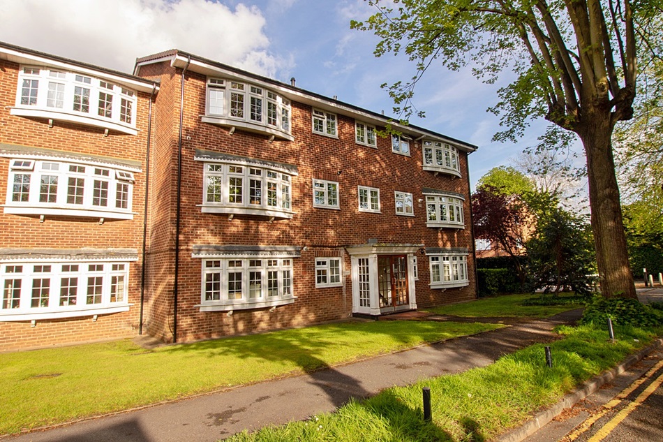 2 bed Flat Property for Sale in Maidenhead, Berkshire SL6 from Pike